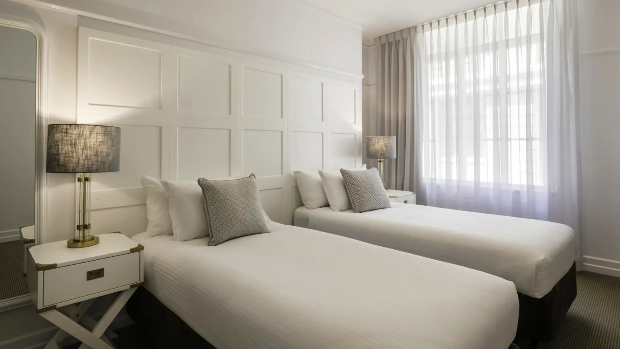 Adina_Apartment_Hotel_Brisbane_Anzac_Square_1