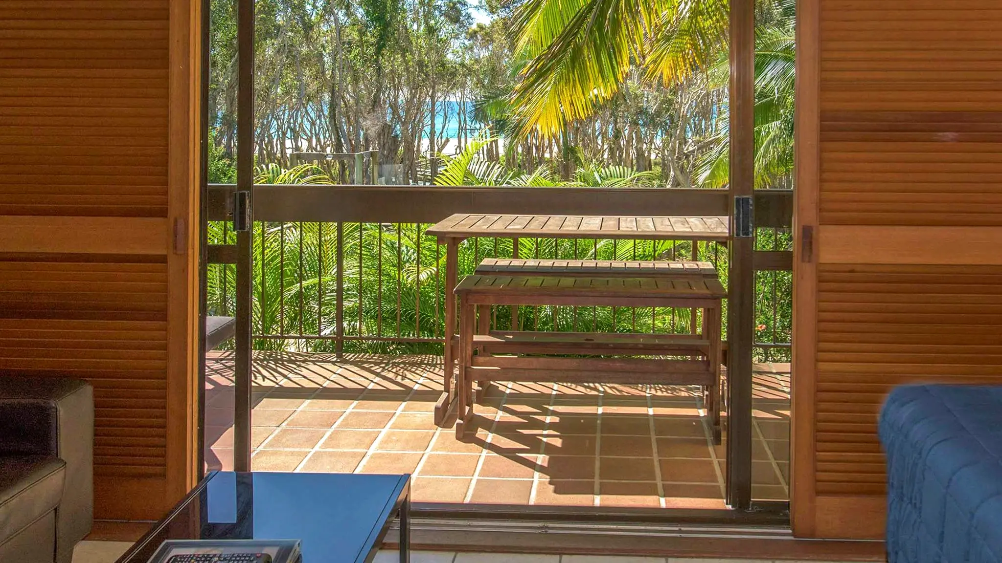 Anchorage_Beachfront_Island_Resort_3