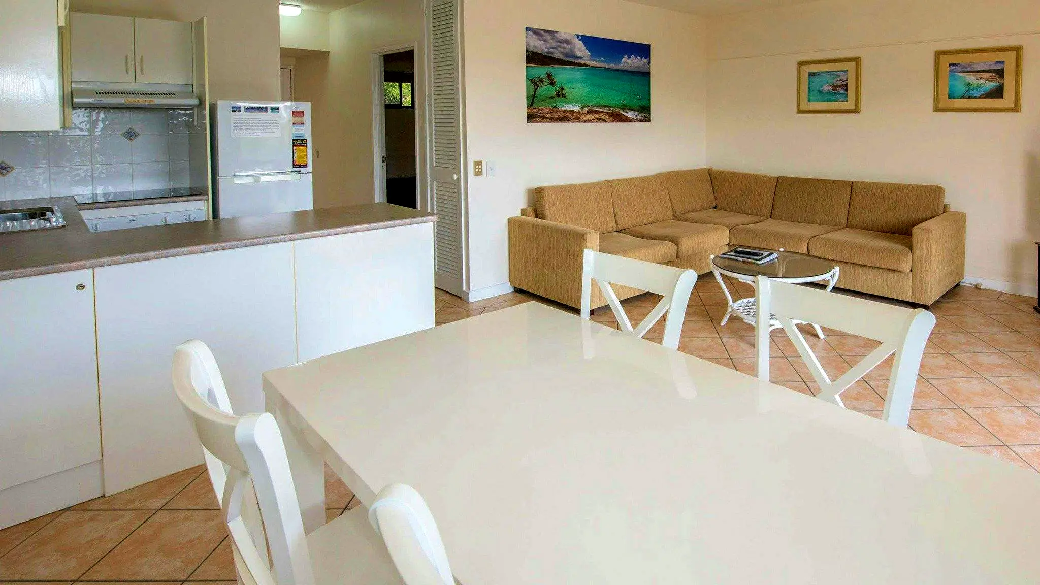 Anchorage_Beachfront_Island_Resort_4