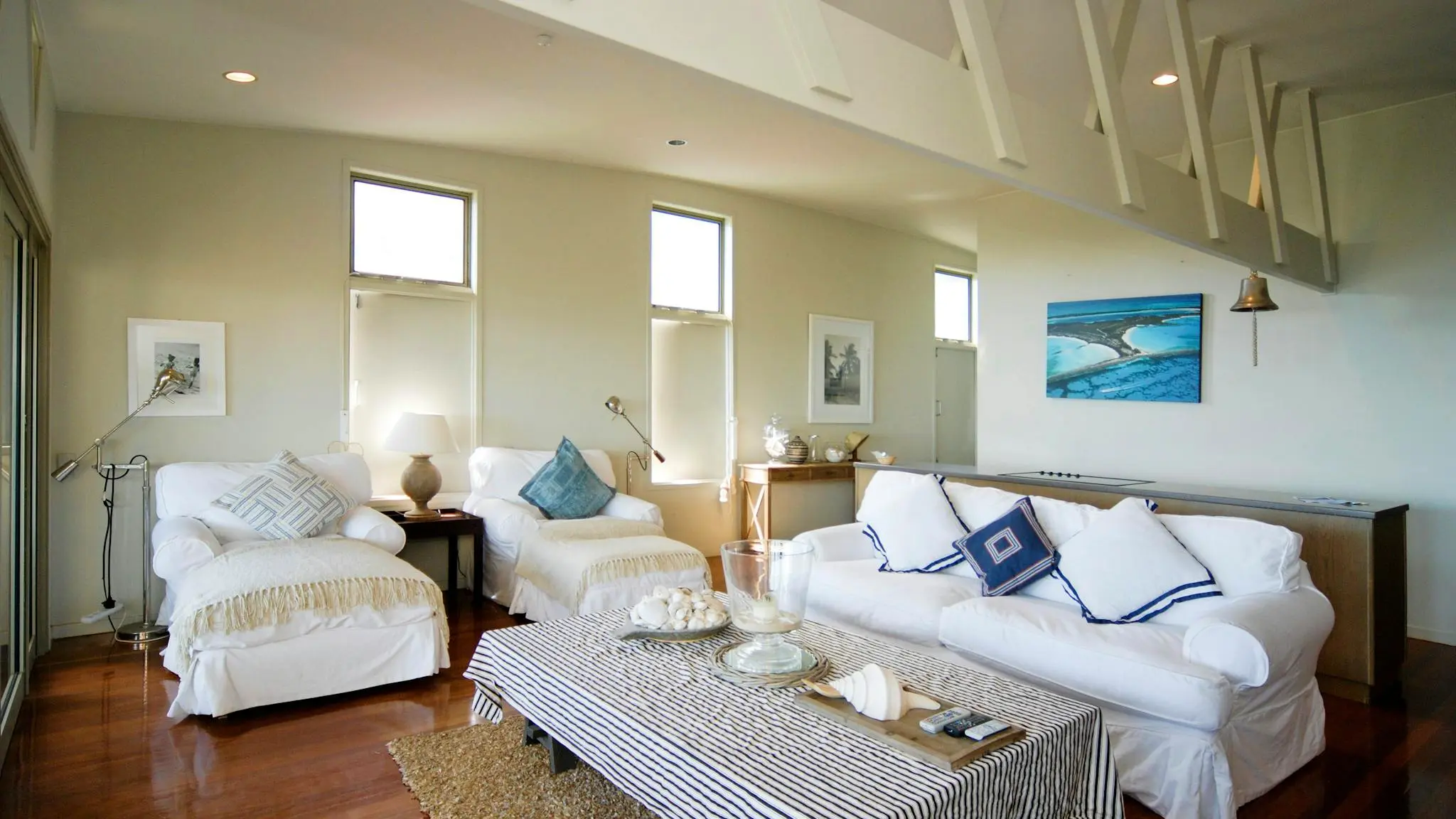 Claytons_on_Cylinder_Beach_Front Apartments_2
