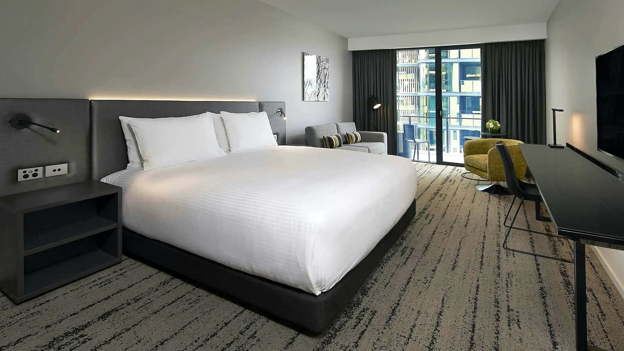 Courtyard_by_Marriott_Brisbane_South_Bank_1