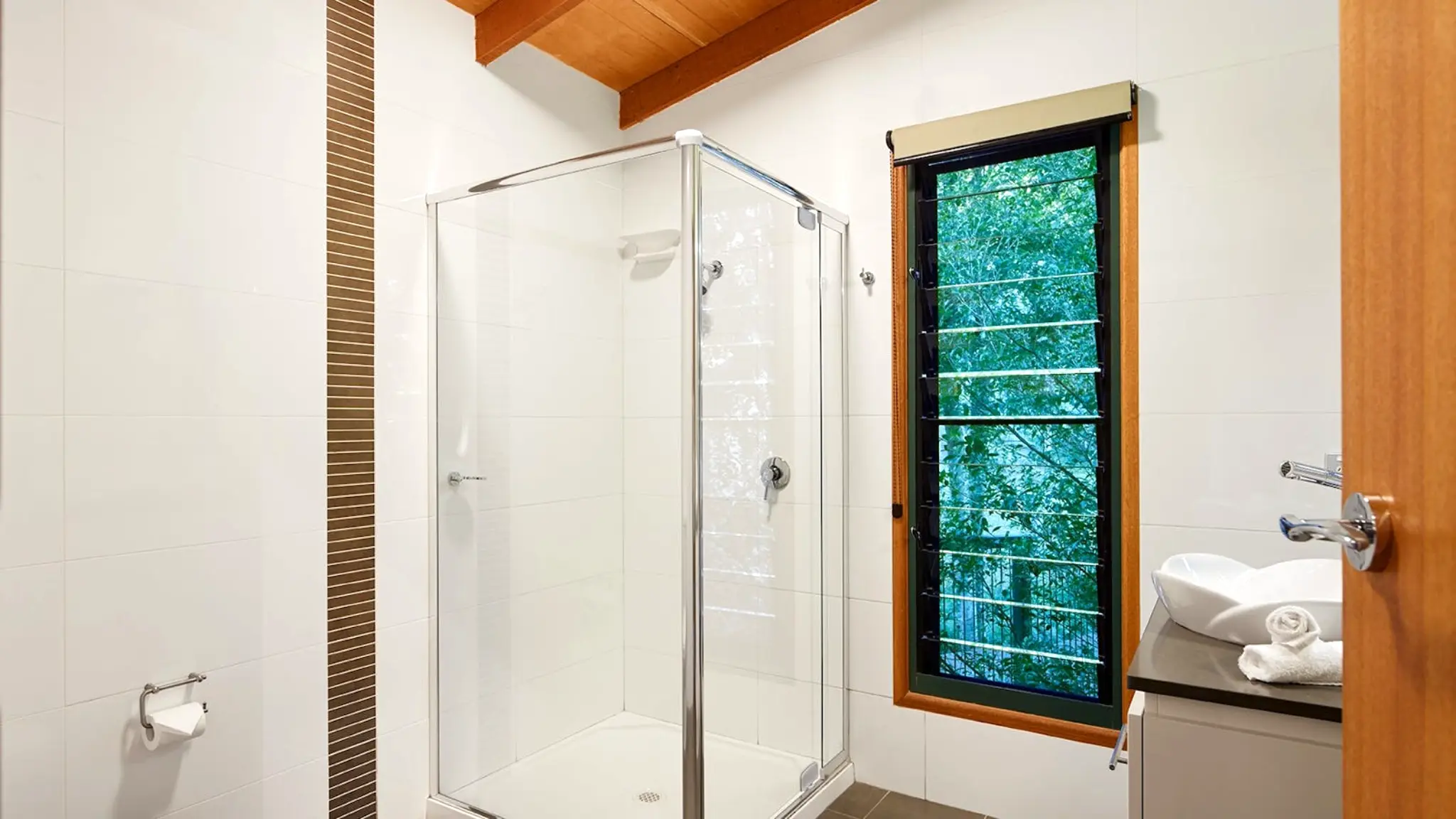 Dayboro_Cottages_3