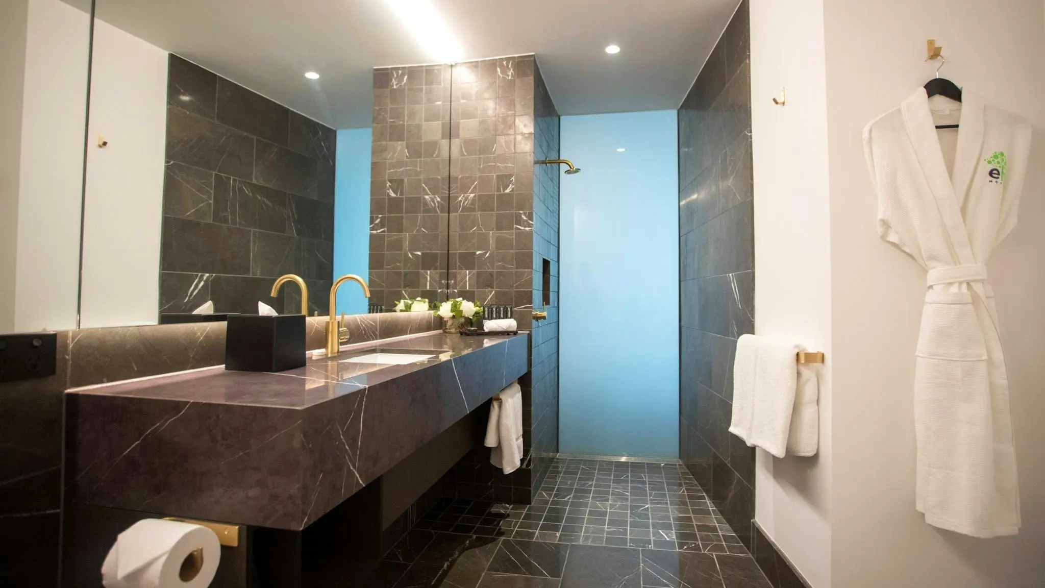Eatons_Hill_Hotel_2