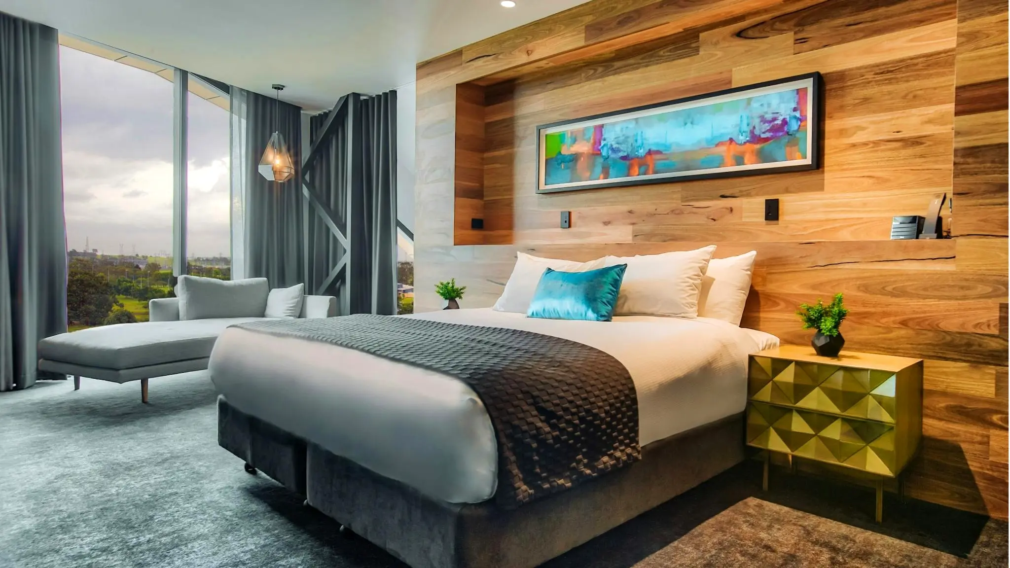 Eatons_Hill_Hotel_9