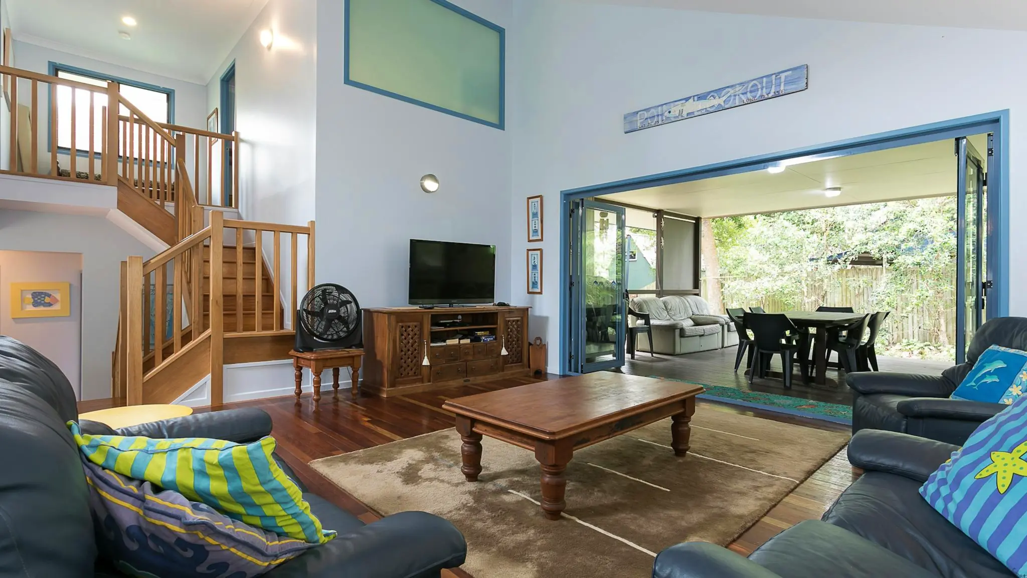 Flipper_Beach_House_2