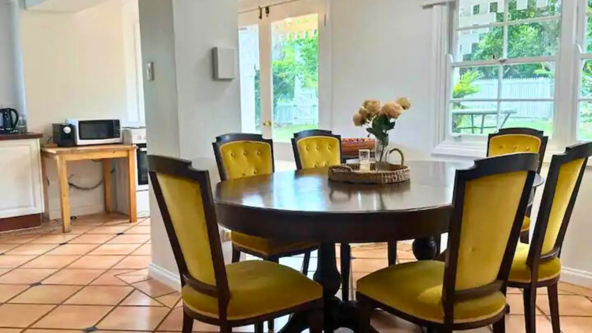 Memory_Lane_Accommodation_Magnolia_House_Downstairs_Family_Suite_8