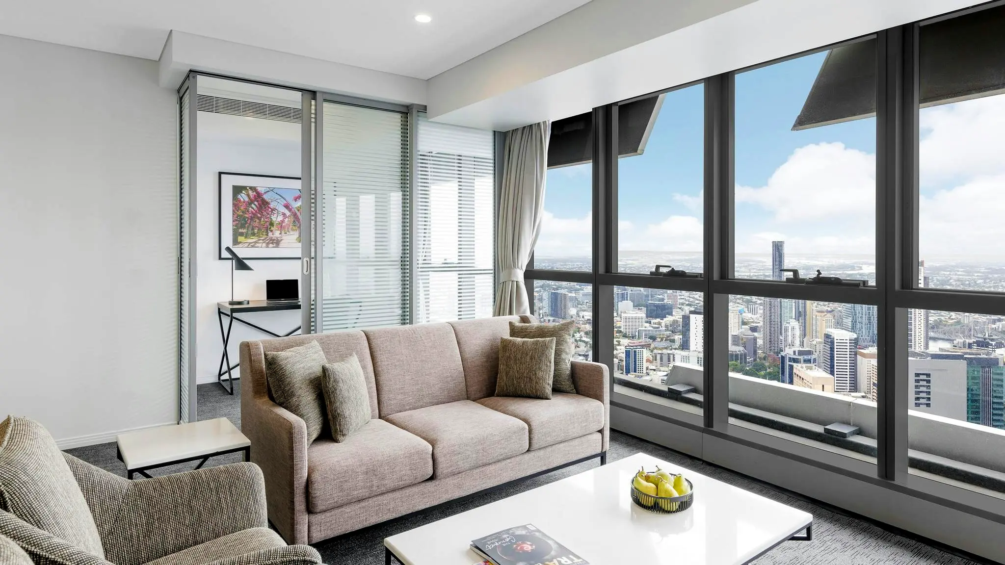 Meriton_Suites_Herschel_Street_Brisbane_3