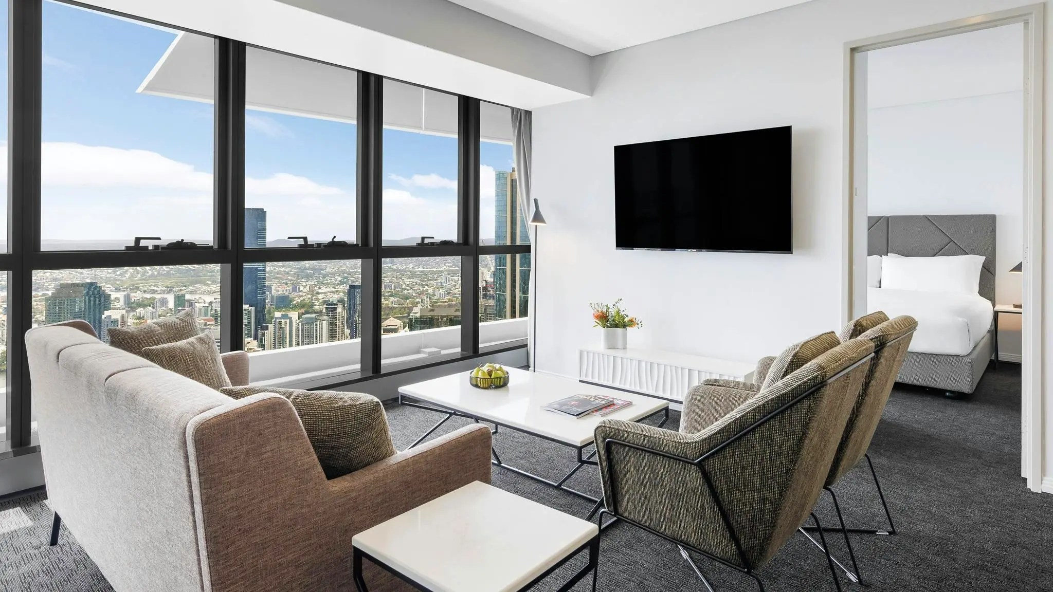 Meriton_Suites_Herschel_Street_Brisbane_4