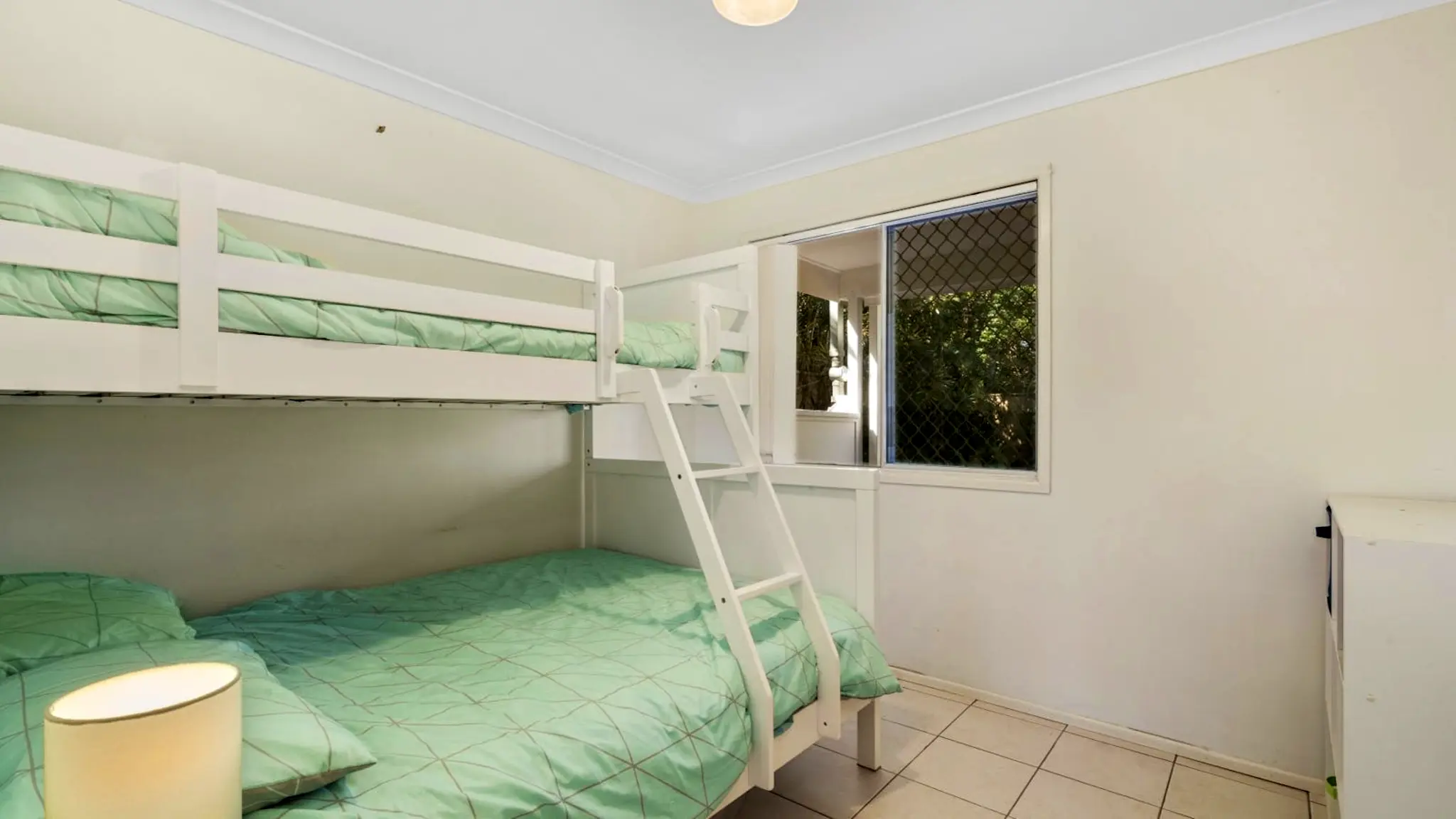 Milly's_Pawfect_Beach_House_2