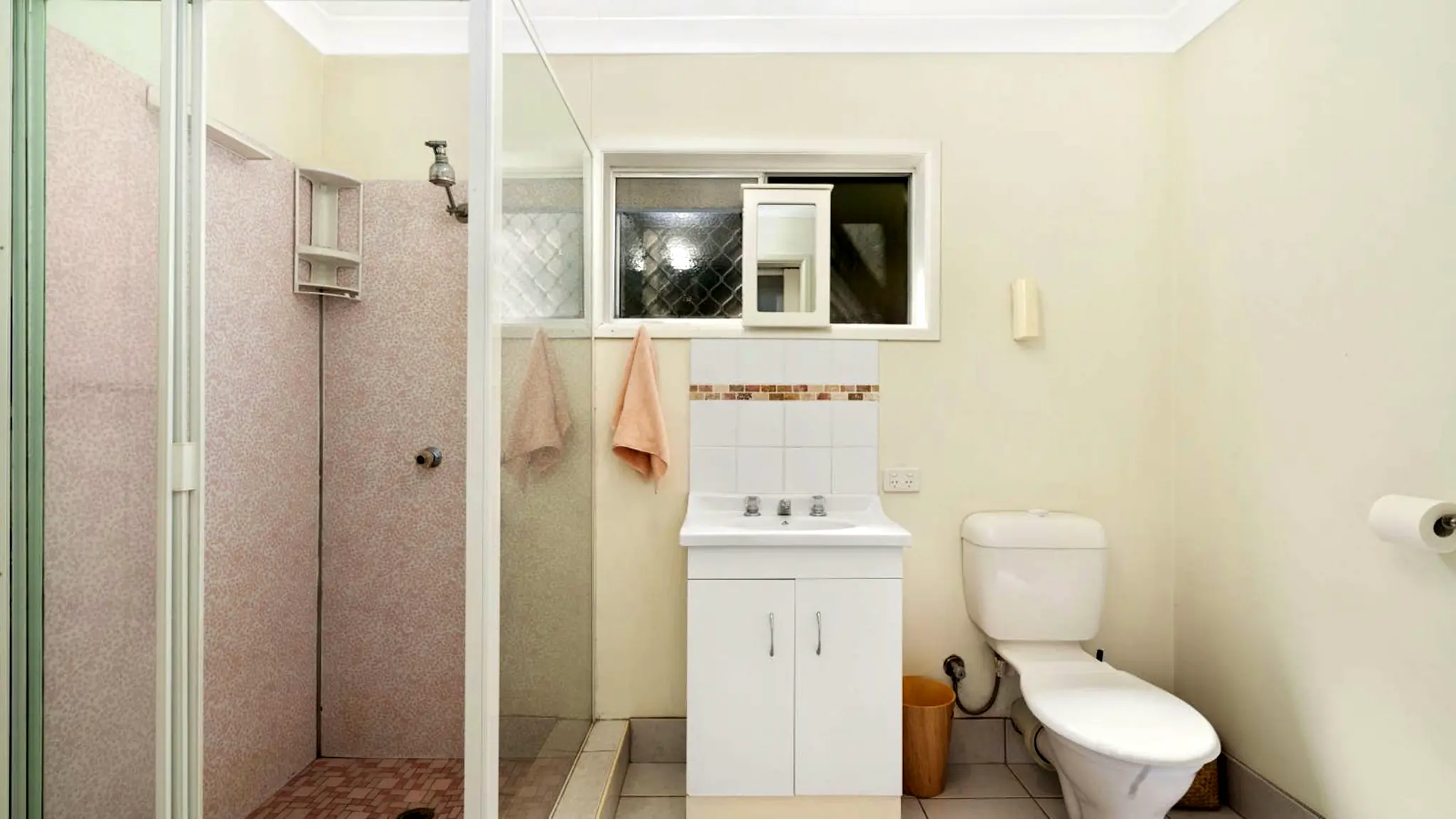Milly's_Pawfect_Beach_House_3