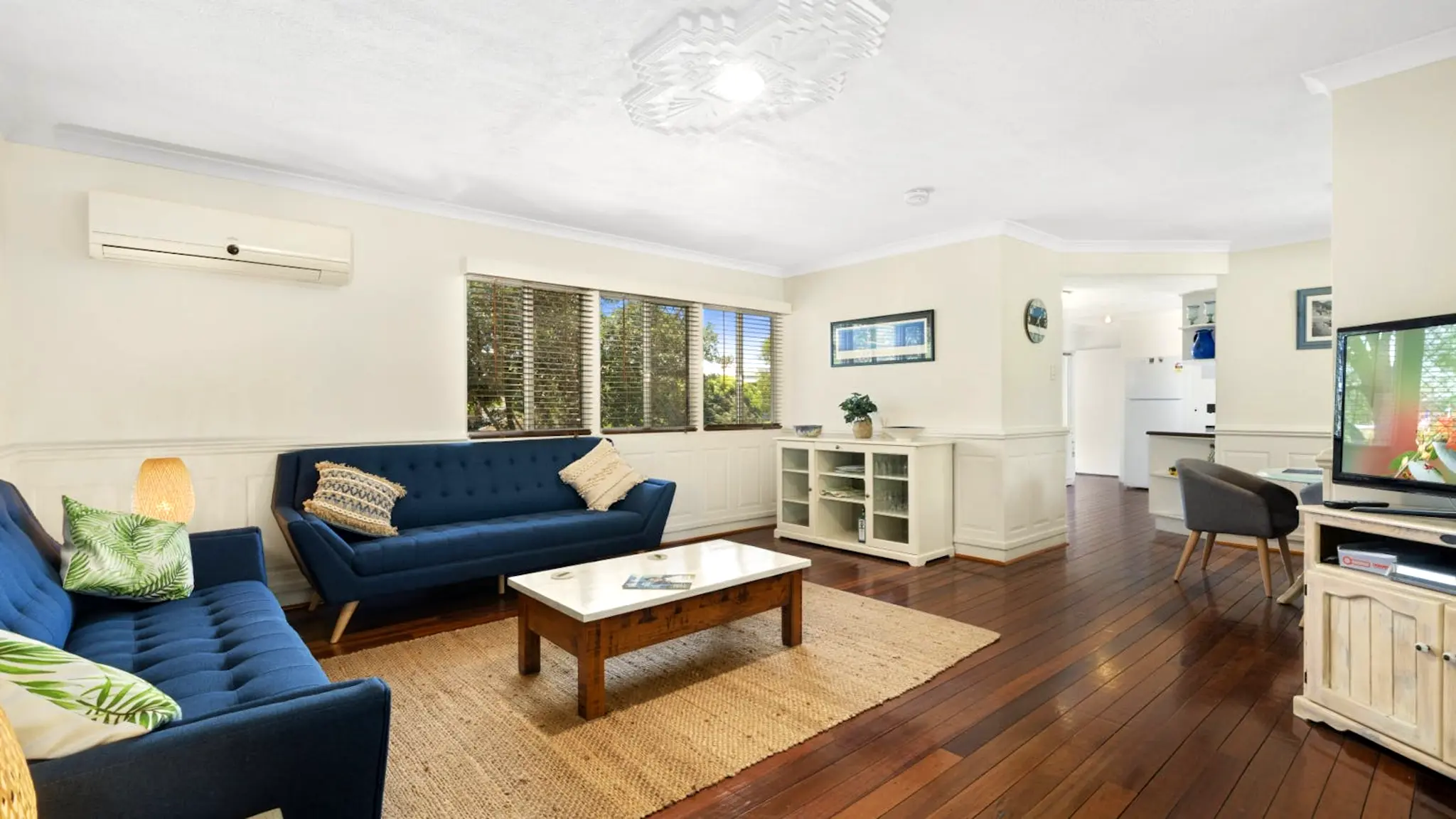 Milly's_Pawfect_Beach_House_4