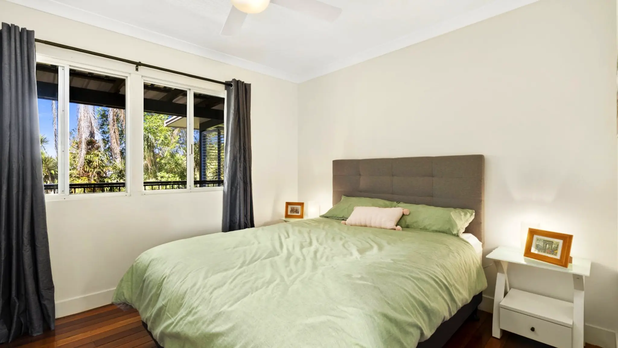 Milly's_Pawfect_Beach_House_6