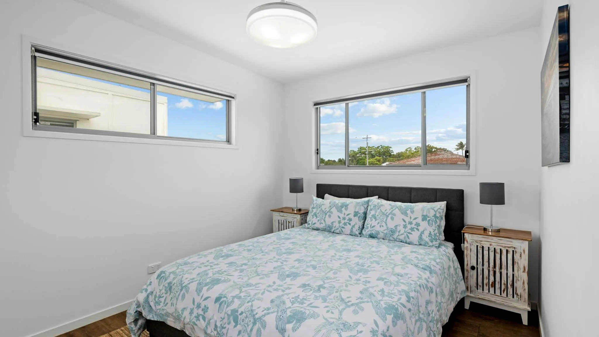 Modern_Pet_Friendly_Family_Retreat_4