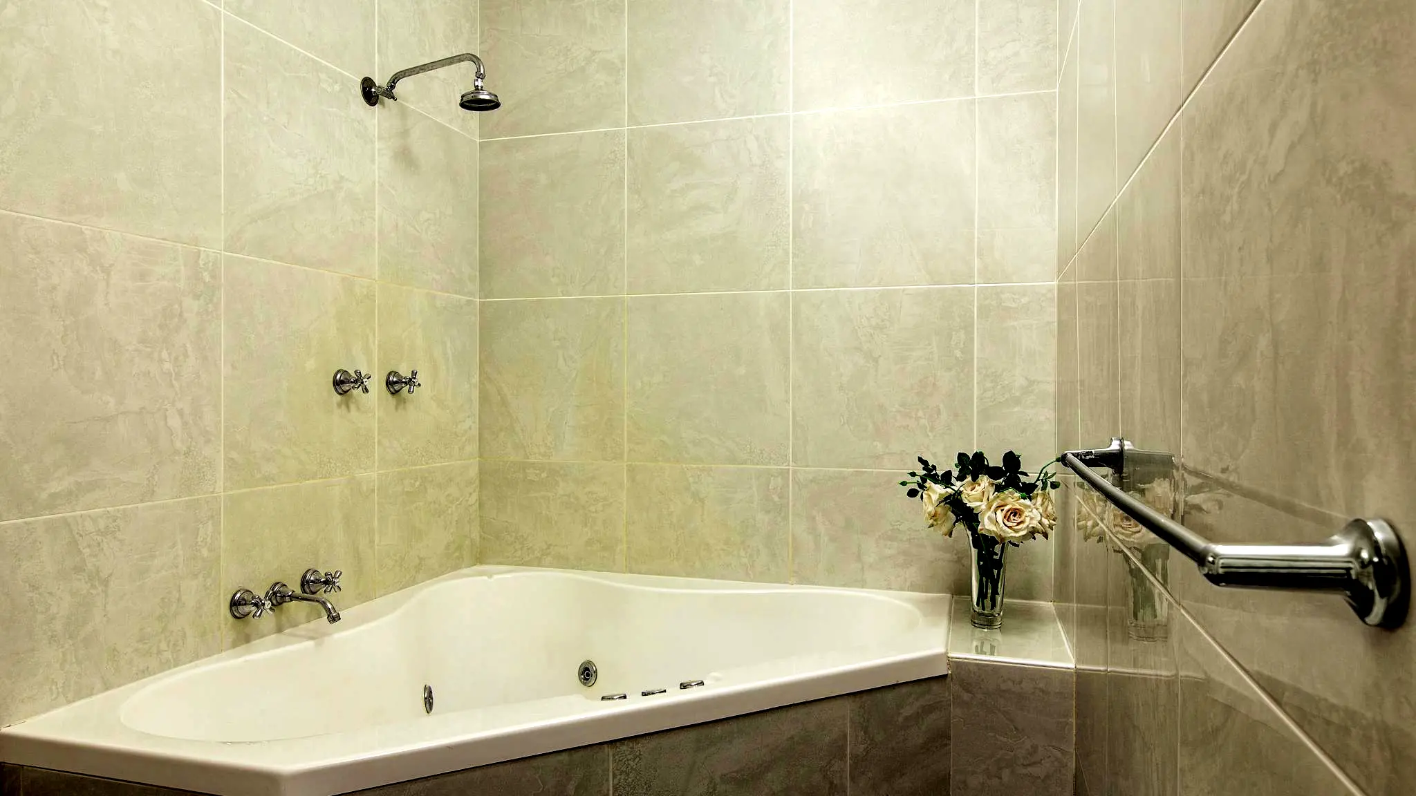 Mt_Tamborine_Stonehaven_Guest_House_2