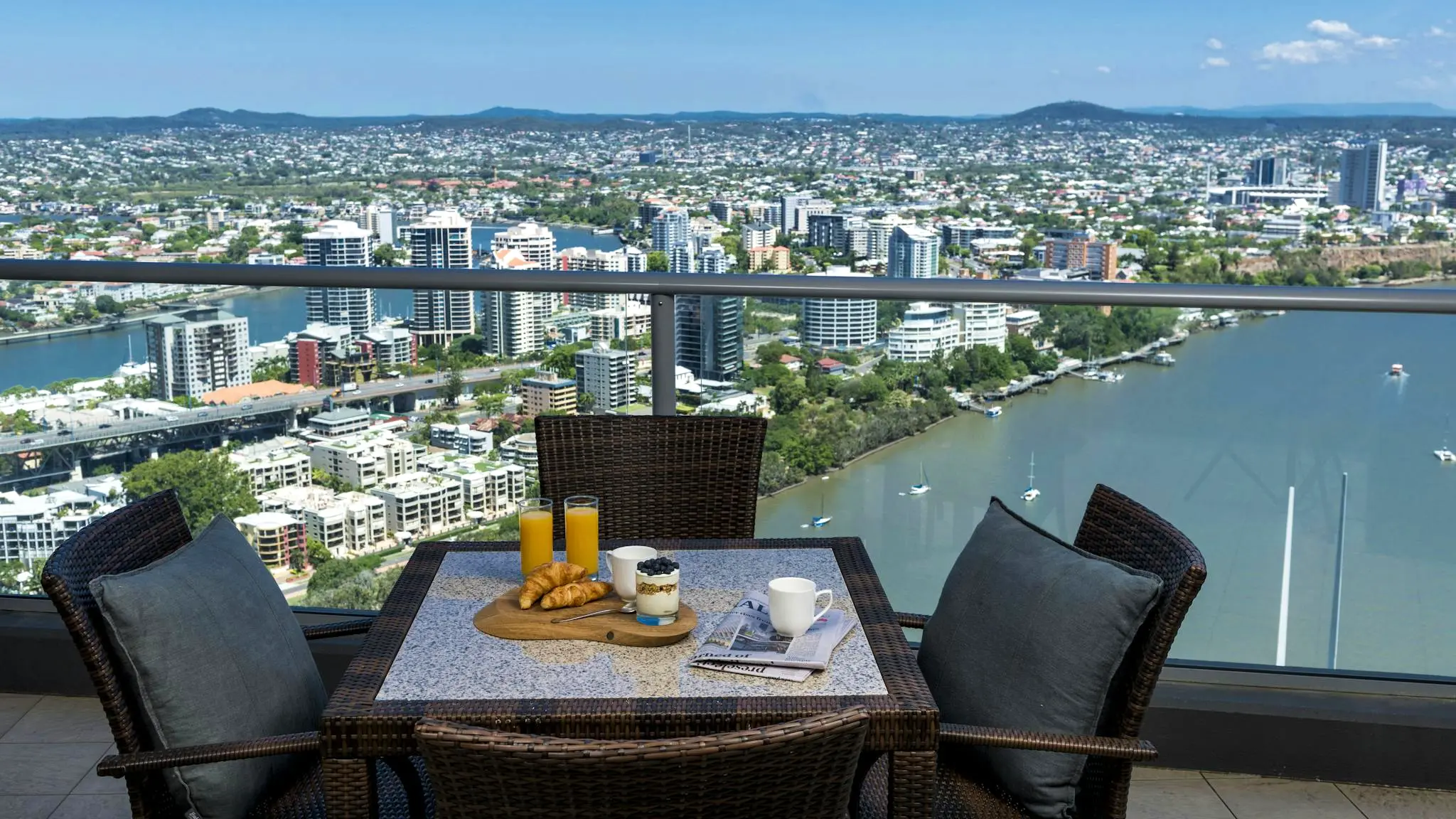 Oaks_Brisbane_Aurora_Suites_2