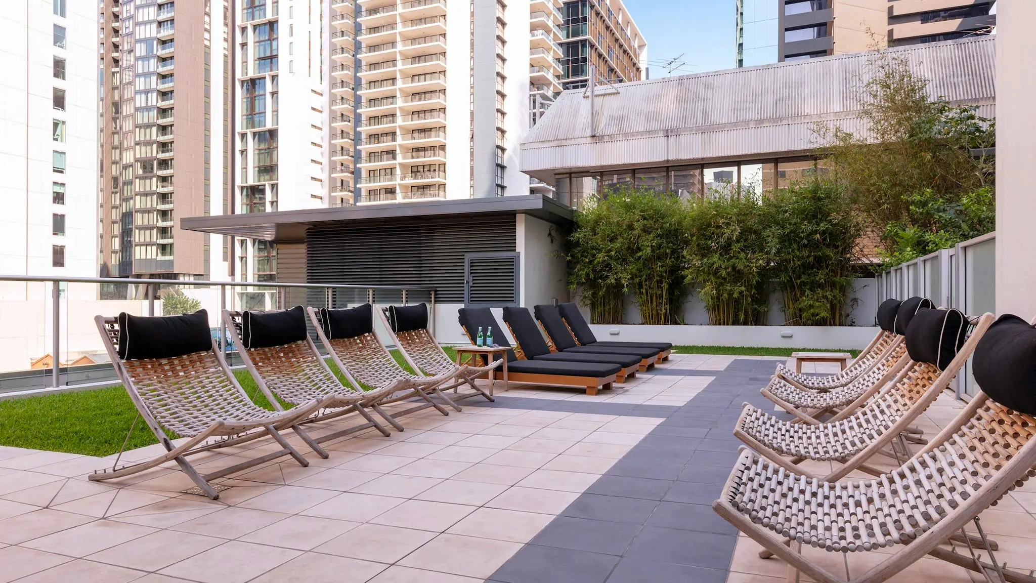 Oaks_Brisbane_Festival_Suites_2