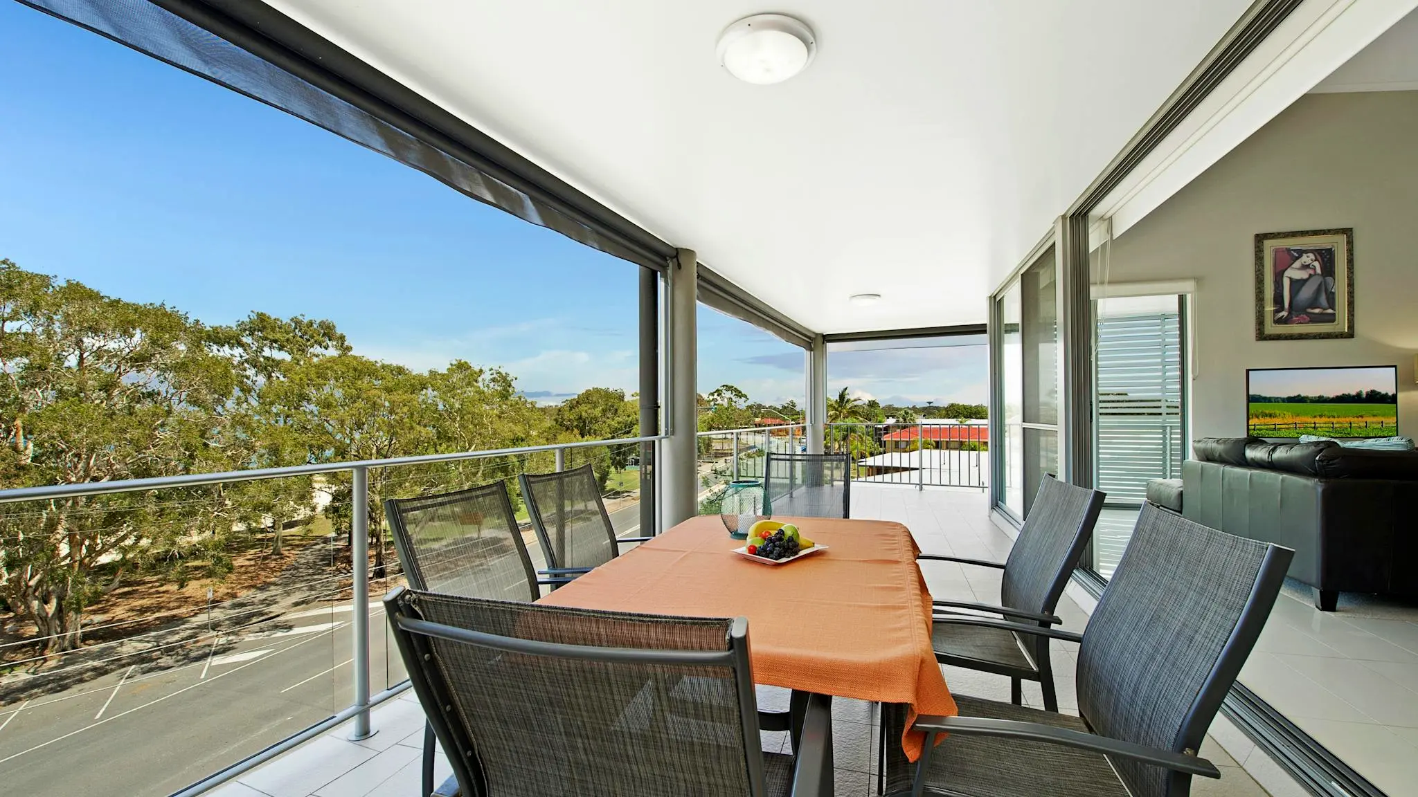 On_the_Bay_Apartments_5