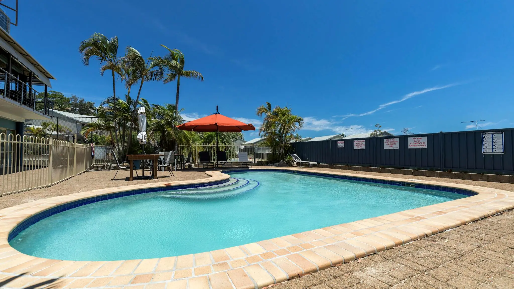 Pandanus_Palms_Holiday_Resort_2