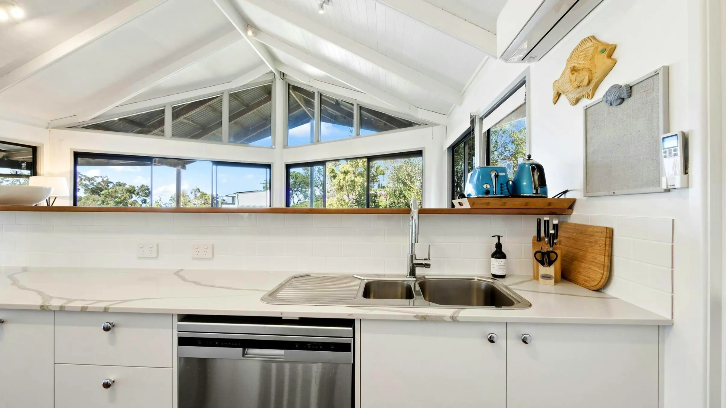 Rays_Beach_House_2