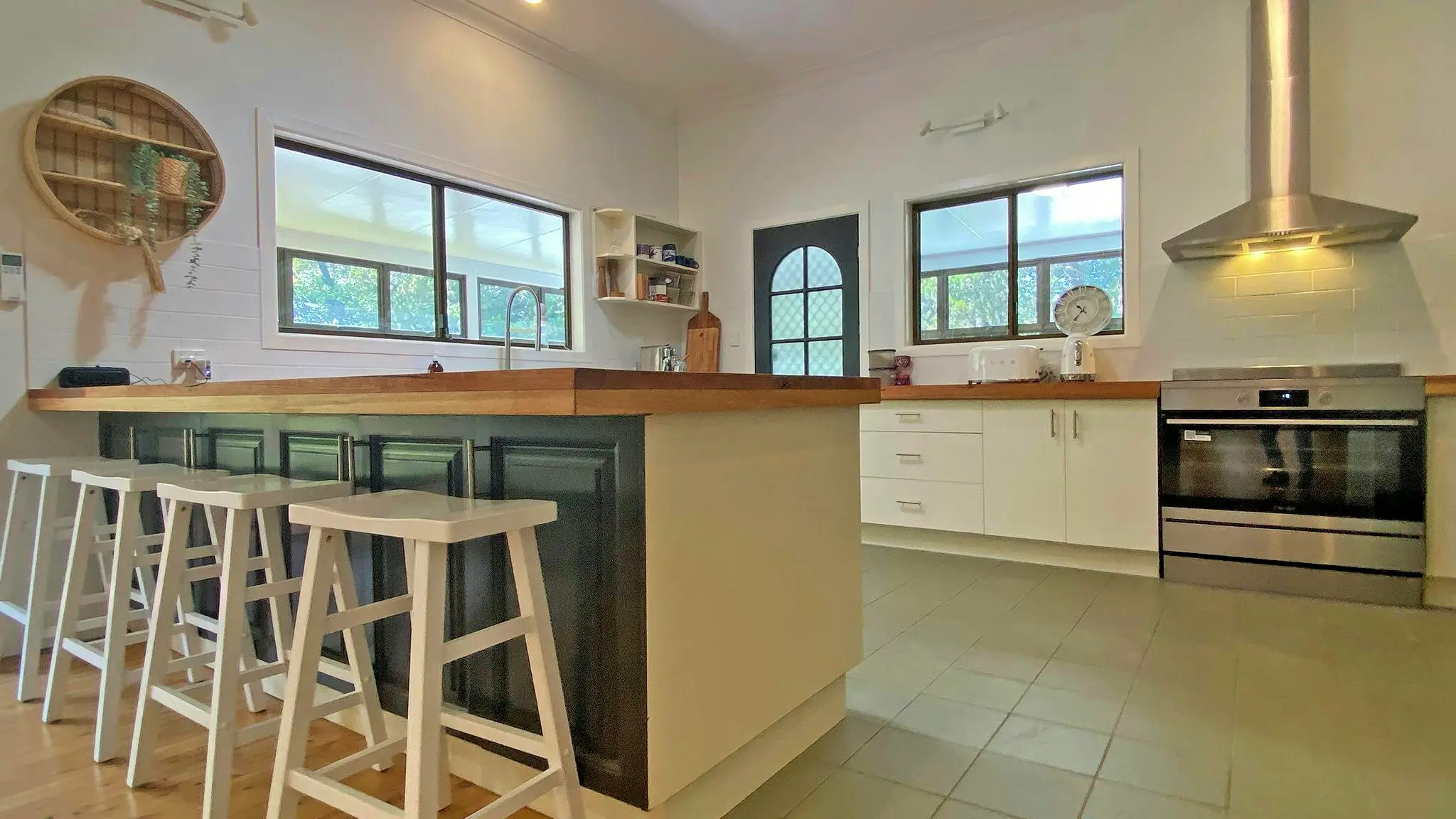 Salty_Beach_Holiday_House_8
