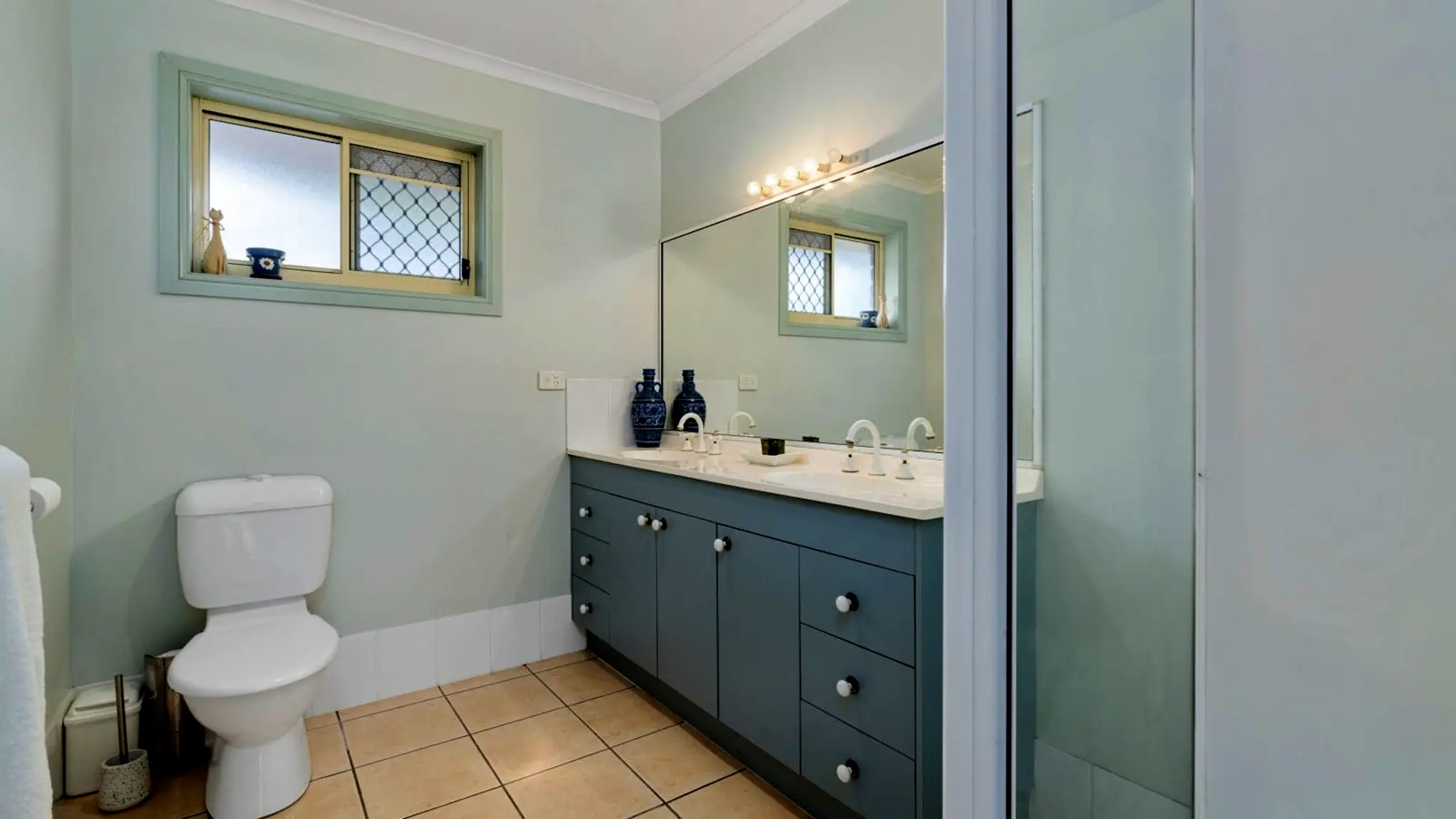 Seaview_Bungalow_3