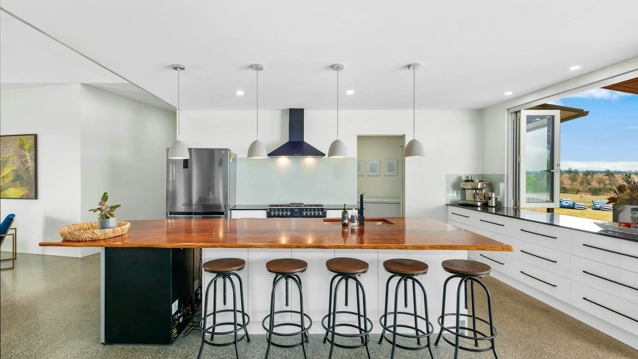 Skyline_Farmhouse_8