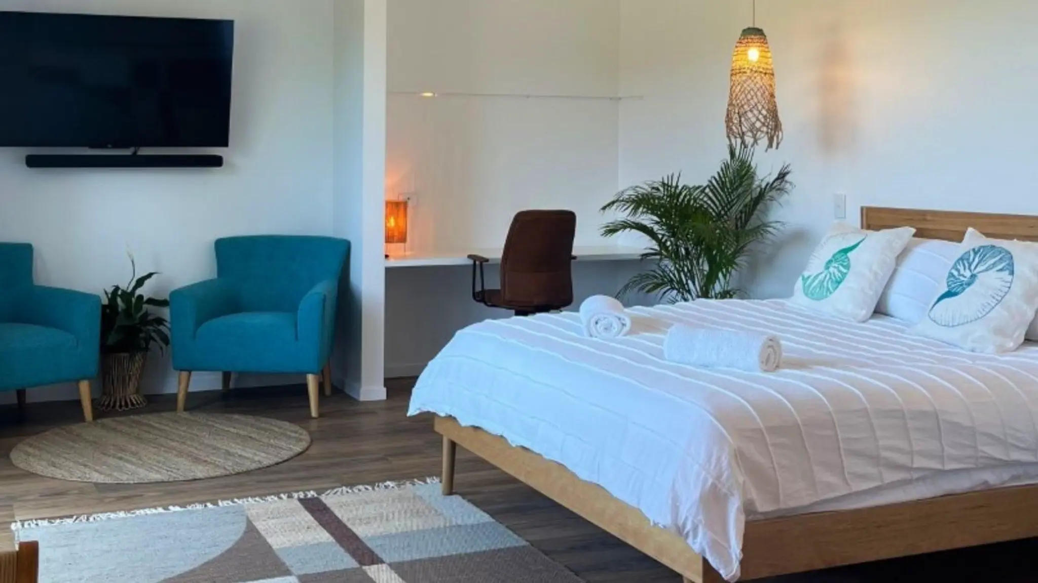 Straddie_Brewing_Co_Beer_n_Bed_5