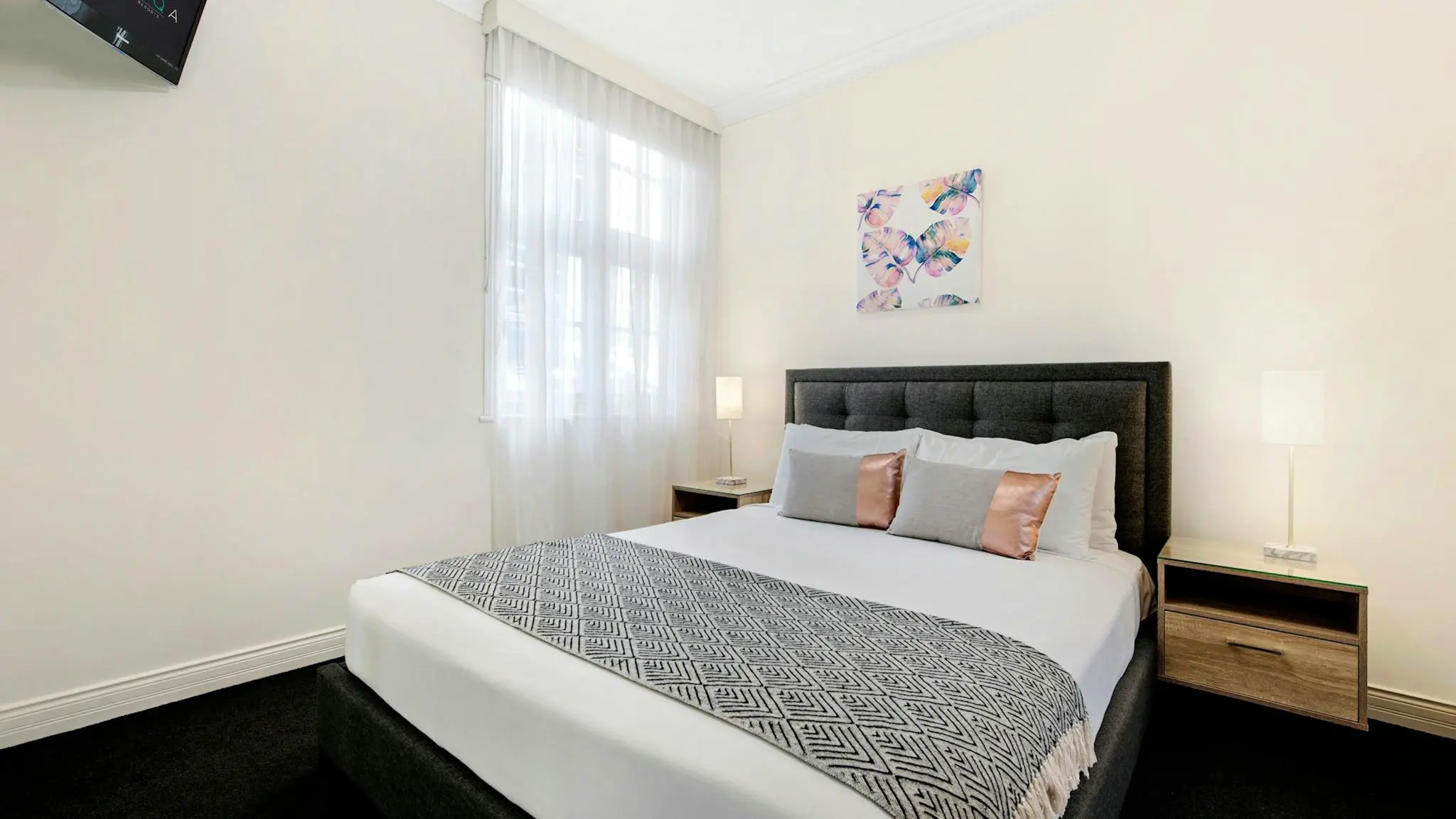 ULTIQA_Rothbury_Hotel_2
