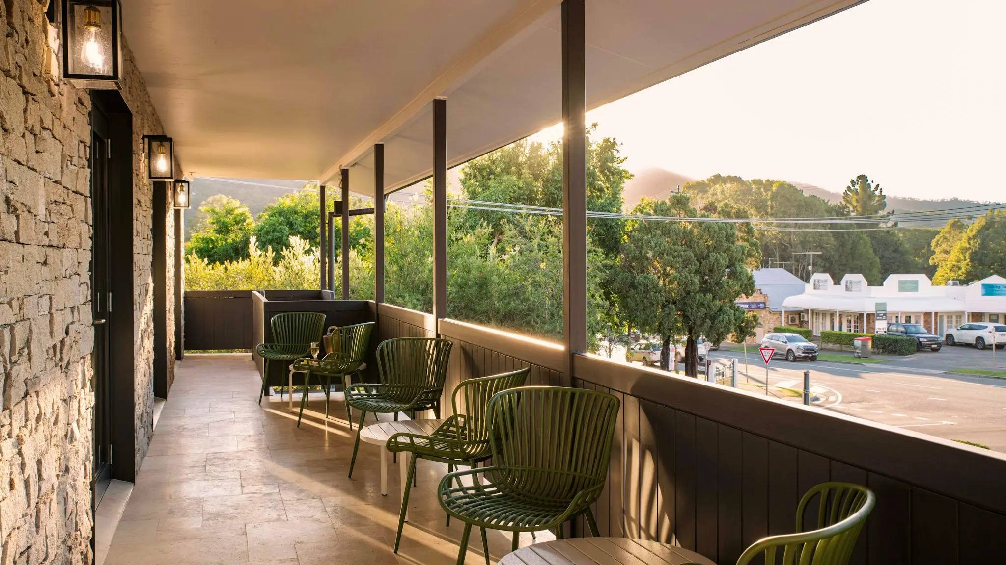 Village_Inn_Canungra_2