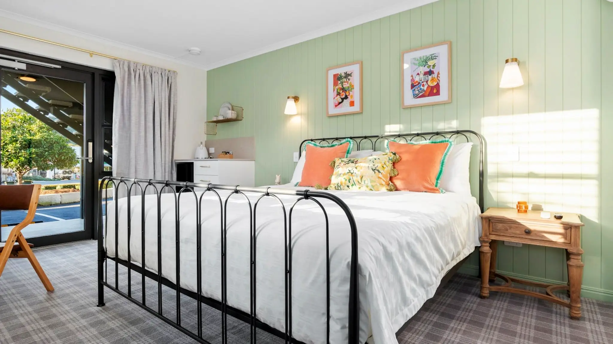 Village_Inn_Canungra_6